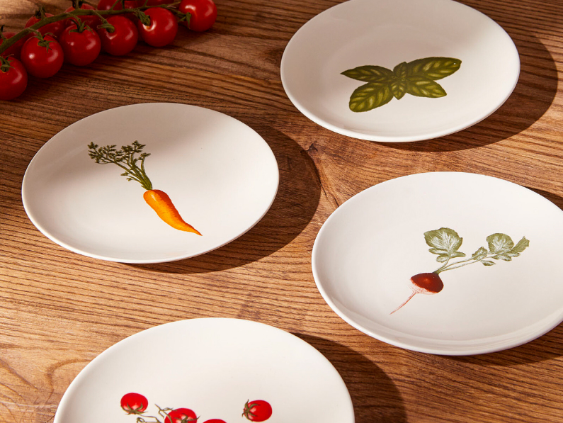 Amazon dinnerware